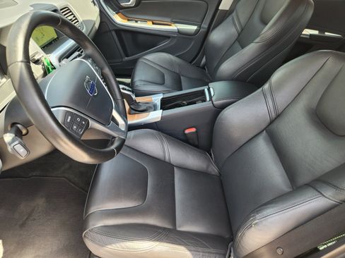 Used 2016 Volvo S60 T5 Premier FWD image 10