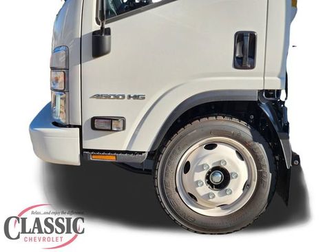 New 2025 Chevrolet Low Cab Forward RWD image 15