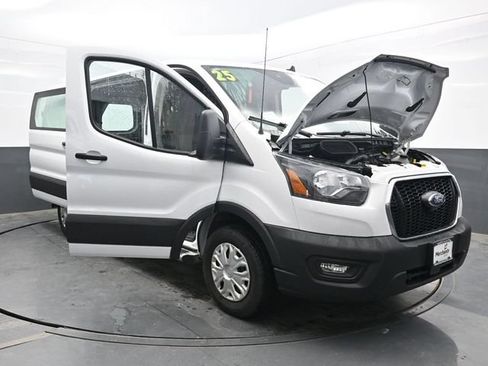 Used 2025 Ford Transit 250 Low Roof w/ Exterior Upgrade Package RWD image 46