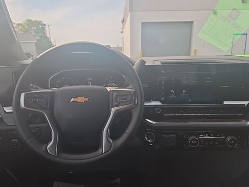 New 2026 Chevrolet Silverado 1500 LT AWD/4WD image 11
