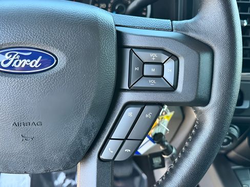 Used 2019 Ford F150 XLT w/ Equipment Group 302A Luxury RWD image 14