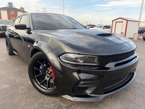 Used 2023 Dodge Charger Scat Pack RWD image 2
