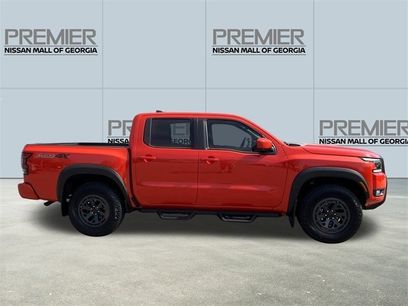 New 2025 Nissan Frontier PRO-4X w/ Pro Convenience Package