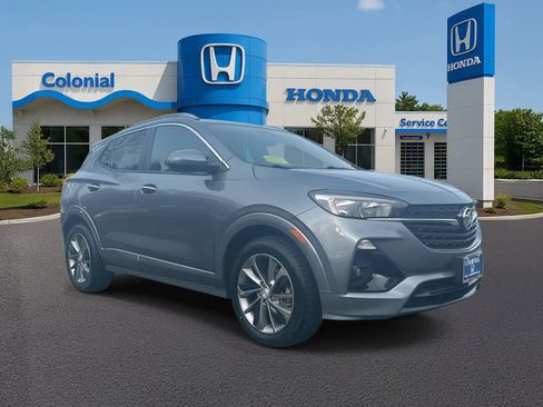 Used 2022 Buick Encore GX Preferred w/ Sport Touring Package image 3