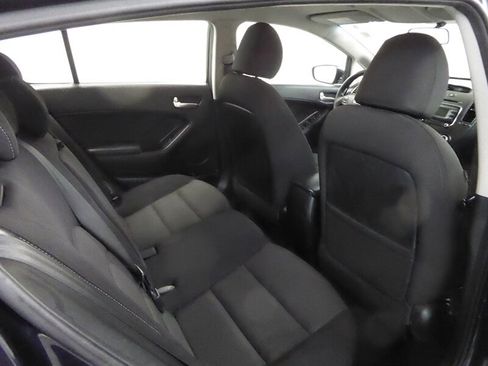Used 2018 Kia Forte LX image 26