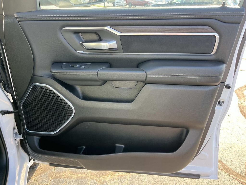 Used 2026 RAM 1500 Laramie AWD/4WD image 25