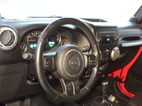 Used 2013 Jeep Wrangler Unlimited Sahara w/ Dual Top Group AWD/4WD image 14