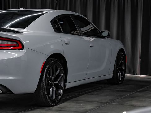Used 2021 Dodge Charger SXT w/ Blacktop Package image 12
