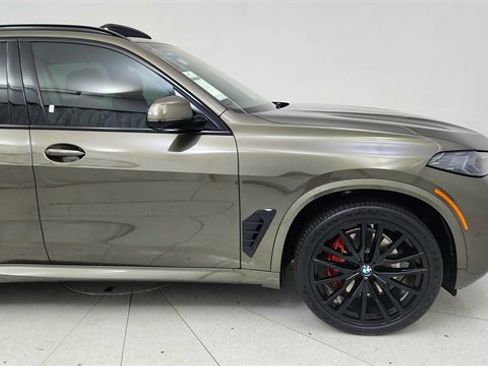 Used 2026 BMW X5 sDrive40i w/ M Sport Package image 7