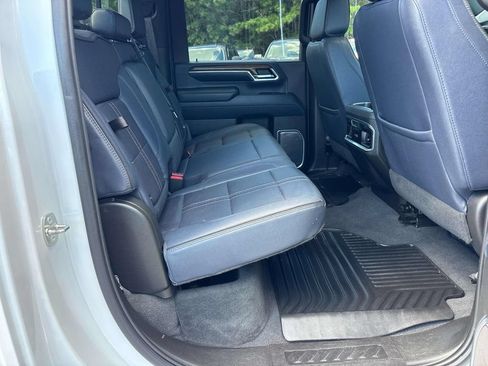Used 2024 Chevrolet Silverado 3500 High Country w/ Technology Package AWD/4WD image 17