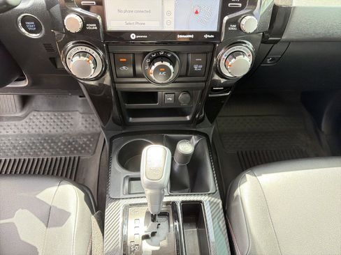 Used 2021 Toyota 4Runner TRD Off-Road Premium w/ Moonroof Package image 8