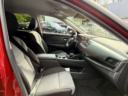 Used 2023 Nissan Rogue SV AWD/4WD image 27