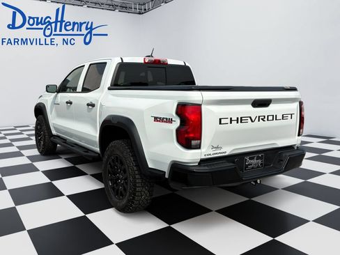 Used 2023 Chevrolet Colorado Trail Boss AWD/4WD image 3