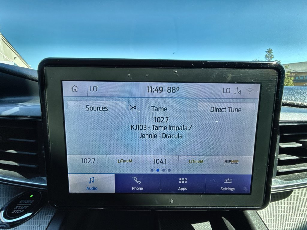 Used 2020 Ford Explorer XLT w/ Equipment Group 202A RWD image 19