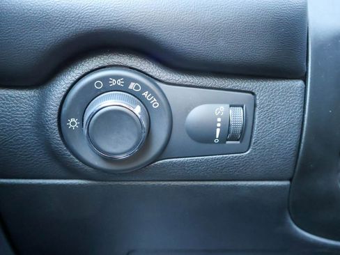 Used 2023 Dodge Durango GT image 18