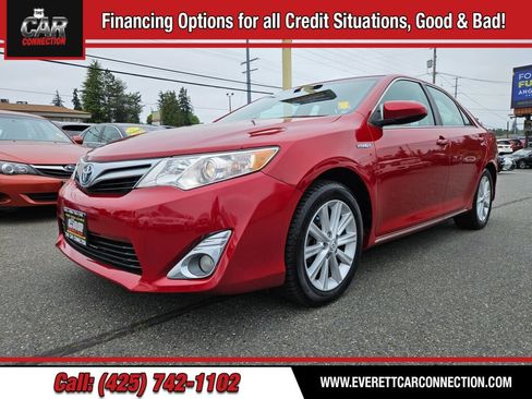 Used 2013 Toyota Camry XLE w/ Leather Pkg FWD image 1