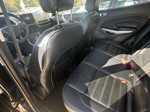 Used 2018 Ford EcoSport Titanium image 11