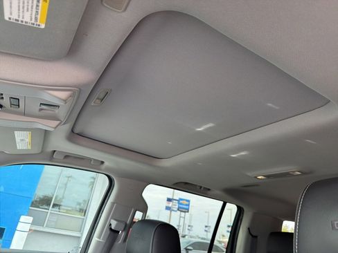 Used 2018 GMC Yukon XL Denali w/ Enhanced Security Package image 25