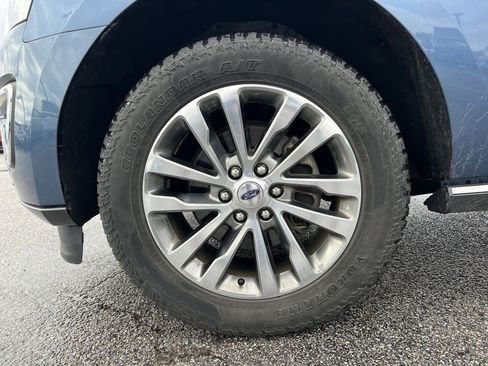 Used 2018 Ford Expedition Max Limited image 12