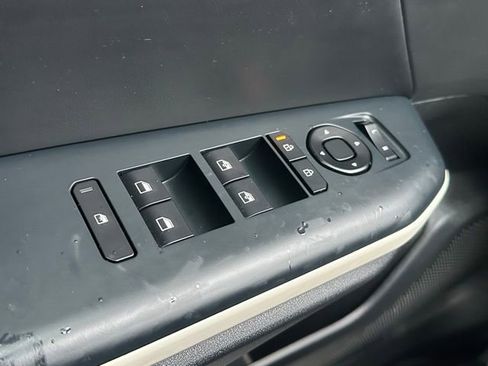 Used 2025 Kia K4 GT-Line Turbo image 17