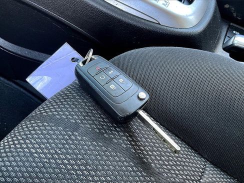 Used 2019 Chevrolet Sonic LT image 10