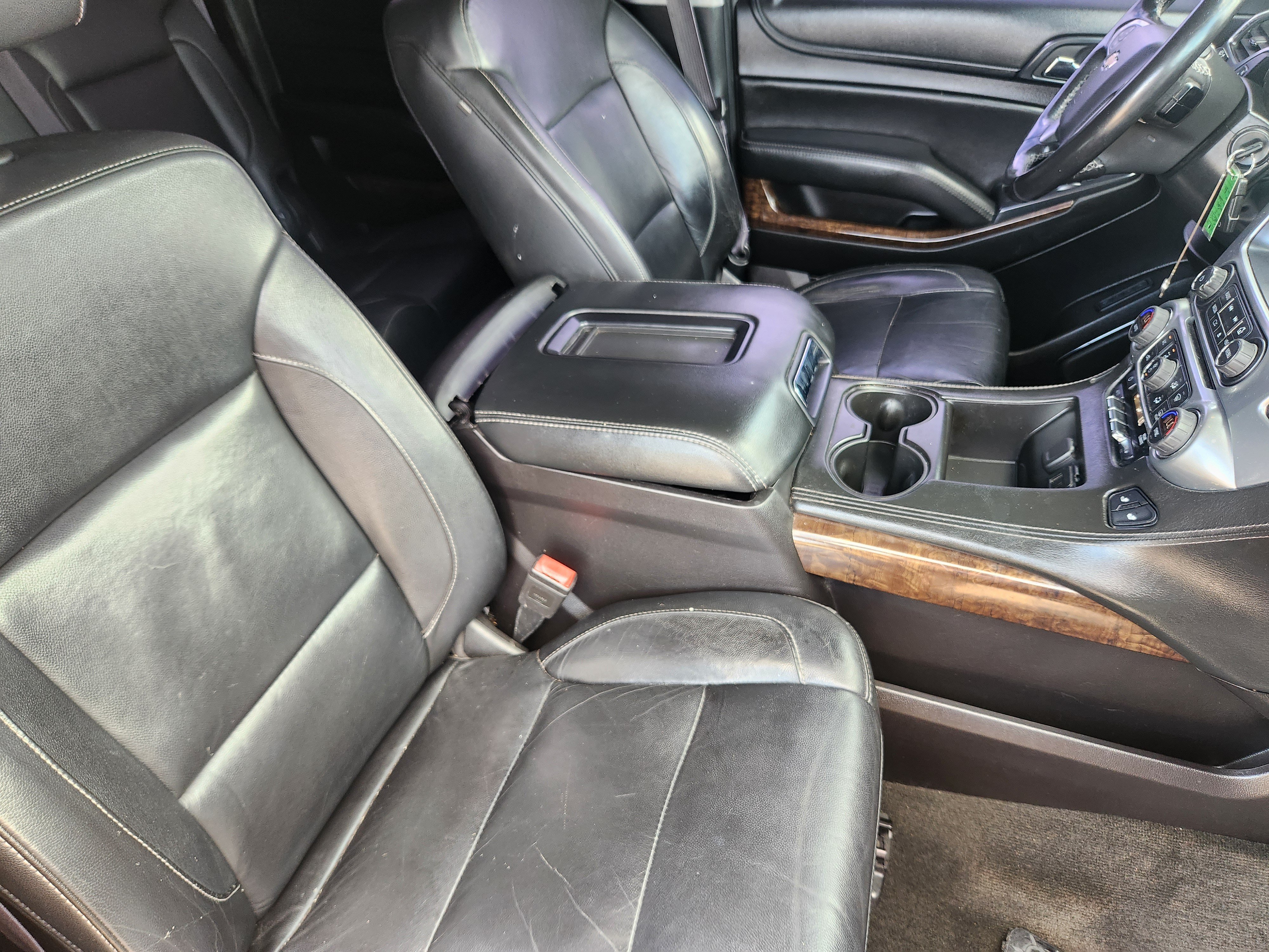 Used 2017 Chevrolet Suburban LT AWD/4WD image 10