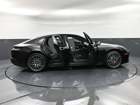 New 2026 Porsche Panamera 4 image 37