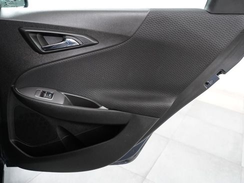 Used 2025 Chevrolet Malibu RS FWD image 30