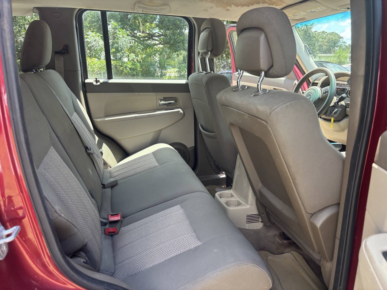 Used 2011 Jeep Liberty Sport AWD/4WD image 14