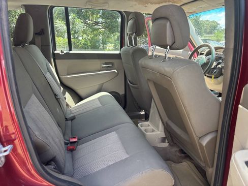 Used 2011 Jeep Liberty Sport AWD/4WD image 14