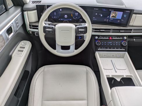 Used 2024 Hyundai Santa Fe Calligraphy AWD/4WD image 13