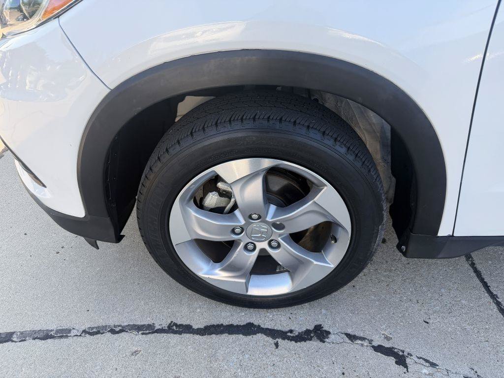 Used 2022 Honda HR-V LX image 19