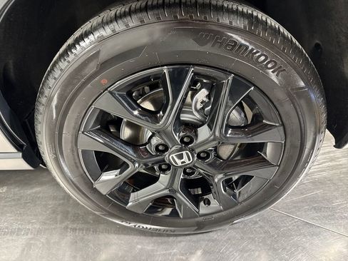 Used 2025 Honda HR-V Sport image 12