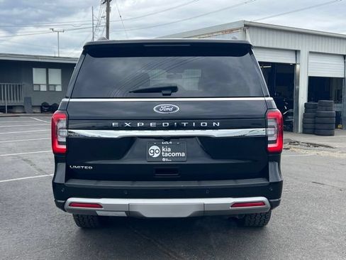 Used 2024 Ford Expedition Limited AWD/4WD image 8