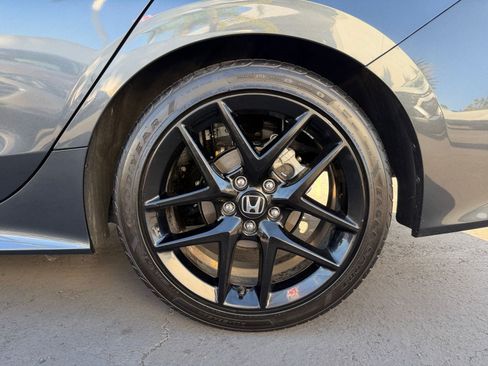 Used 2025 Honda Civic Sport image 28