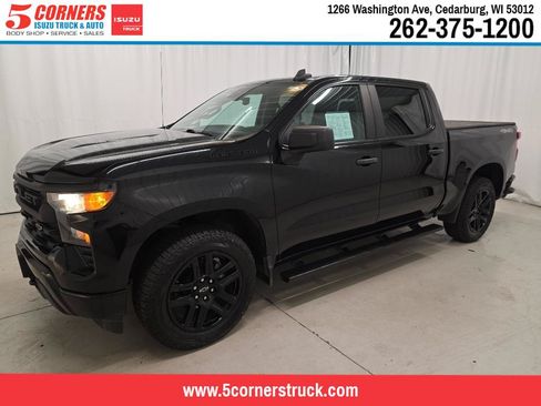 Used 2023 Chevrolet Silverado 1500 Custom w/ LPO, Dark Essentials Package AWD/4WD image 1