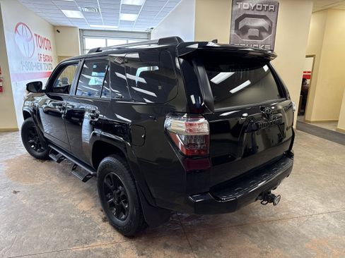 Used 2023 Toyota 4Runner SR5 image 9