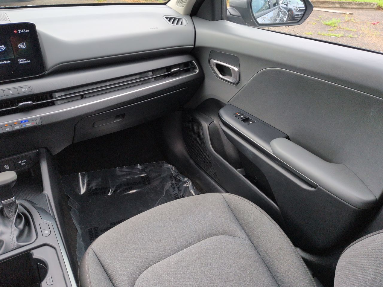 Used 2025 Kia K4 FWD image 16