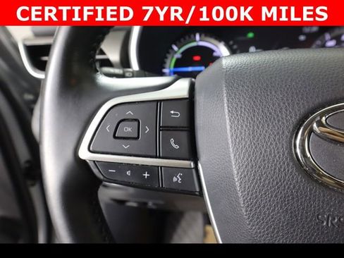 Used 2022 Toyota Highlander XLE image 18