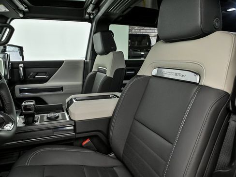 New 2026 GMC Hummer EV SUV image 9