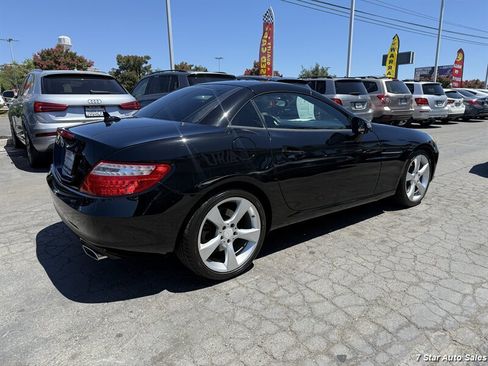 Used 2012 Mercedes-Benz SLK 350 image 6