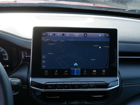 Used 2024 Jeep Compass Limited w/ Driver Assist Group I image 30