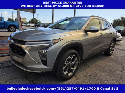 Certified 2025 Chevrolet Trax LT w/ Driver Confidence Package