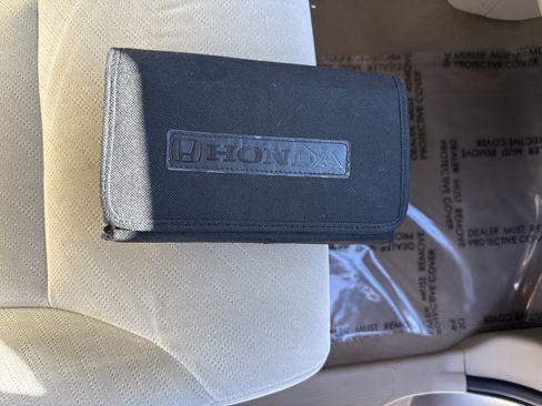 Used 2010 Honda Odyssey LX image 33