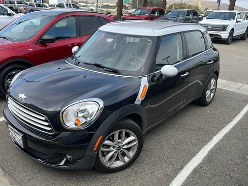 Used 2013 MINI Cooper Countryman image 1