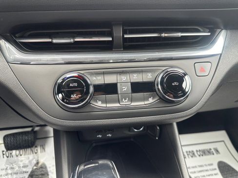 New 2025 Buick Envista Preferred w/ Convenience I Package image 18