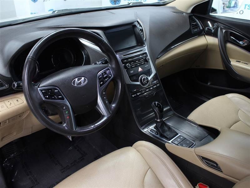 Used 2017 Hyundai Azera Limited FWD image 7