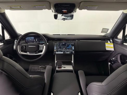 New 2026 Land Rover Range Rover SE image 26