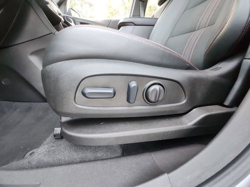 Certified 2024 Chevrolet Equinox RS image 38