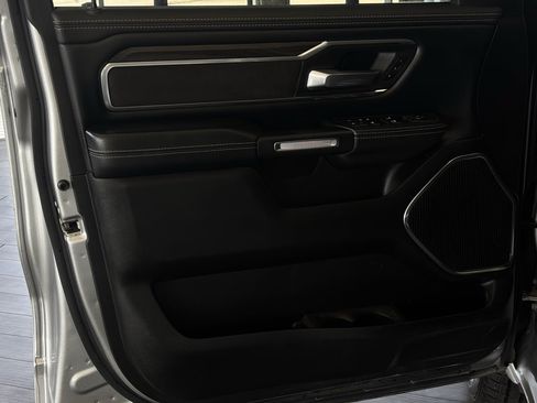 Used 2025 RAM 1500 Laramie AWD/4WD image 36